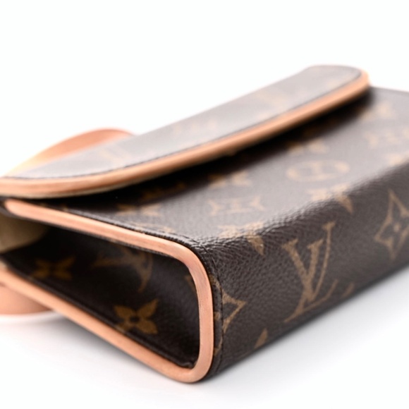 Louis Vuitton Monogram Pochette Florentine - Picture 8 of 14